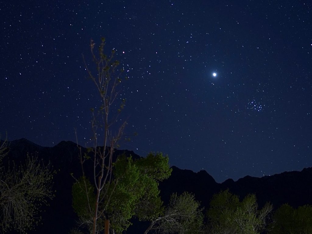 sky full of stars at lake olancha